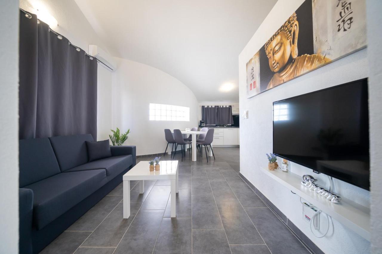 Holiday Apartments Amarilis Pakostane Exterior photo