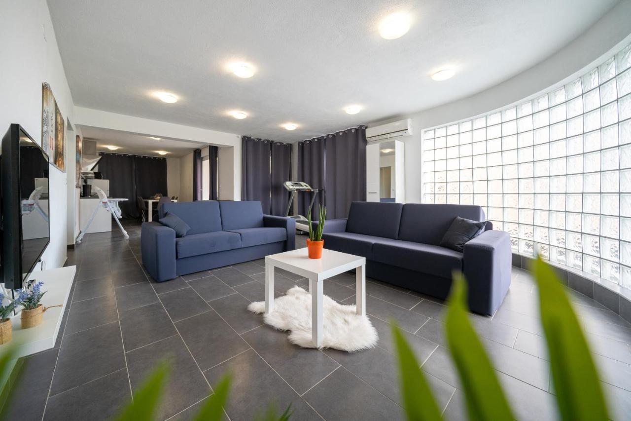Holiday Apartments Amarilis Pakostane Exterior photo