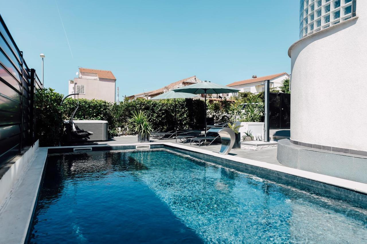 Holiday Apartments Amarilis Pakostane Exterior photo